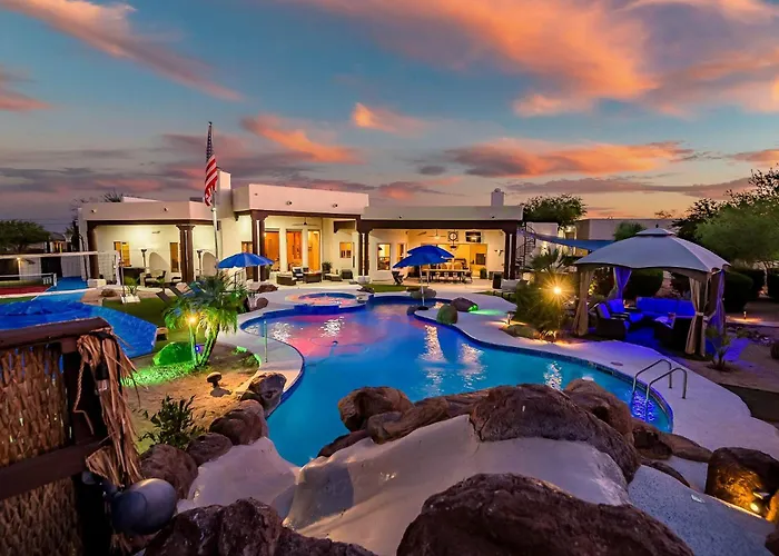 Holiday home Private Oasis Pickleball Volleyball Sleeps 24 Phoenix