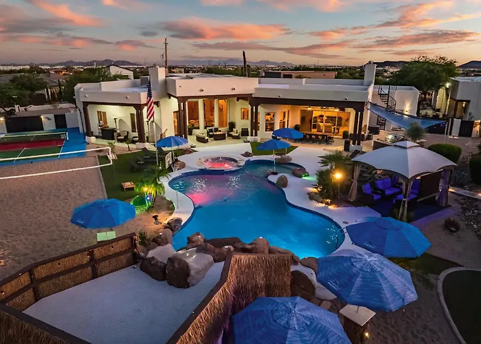 Holiday home Private Oasis Pickleball Volleyball Sleeps 24