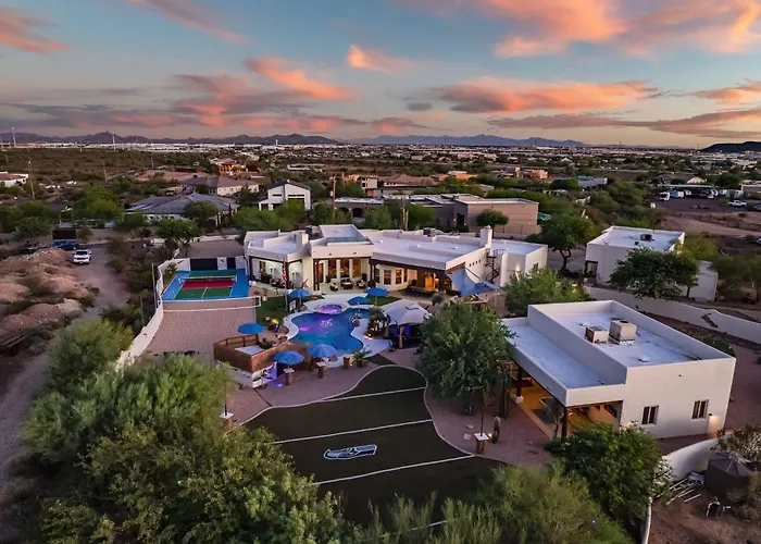 Private Oasis Pickleball Volleyball Sleeps 24 *